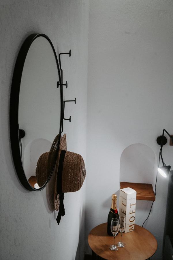 Dislocati Bnb - Jacuzzi Privata - Cucina - Tv60" - Minimal Luxury Marigliano Dış mekan fotoğraf