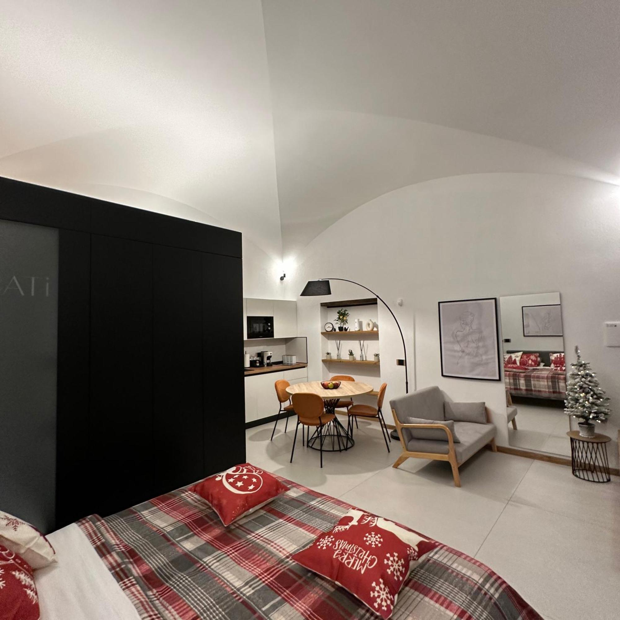 Dislocati Bnb - Jacuzzi Privata - Cucina - Tv60" - Minimal Luxury Marigliano Dış mekan fotoğraf