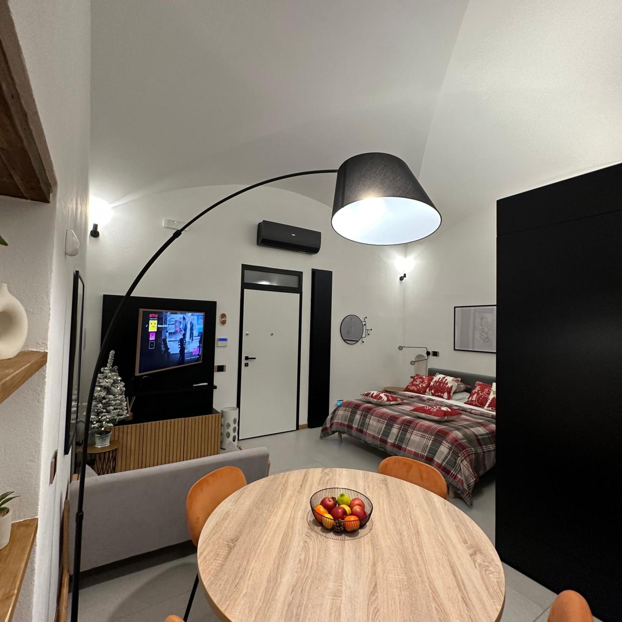 Dislocati Bnb - Jacuzzi Privata - Cucina - Tv60" - Minimal Luxury Marigliano Dış mekan fotoğraf